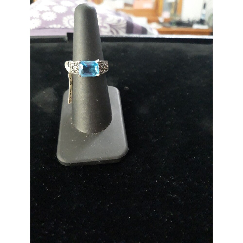 Sterling Silver Aqua cz Ring sz 7